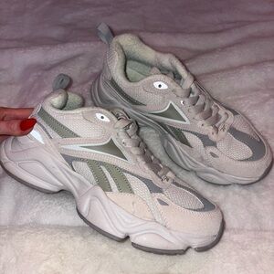 Reebok Women's Chunky Sneakers